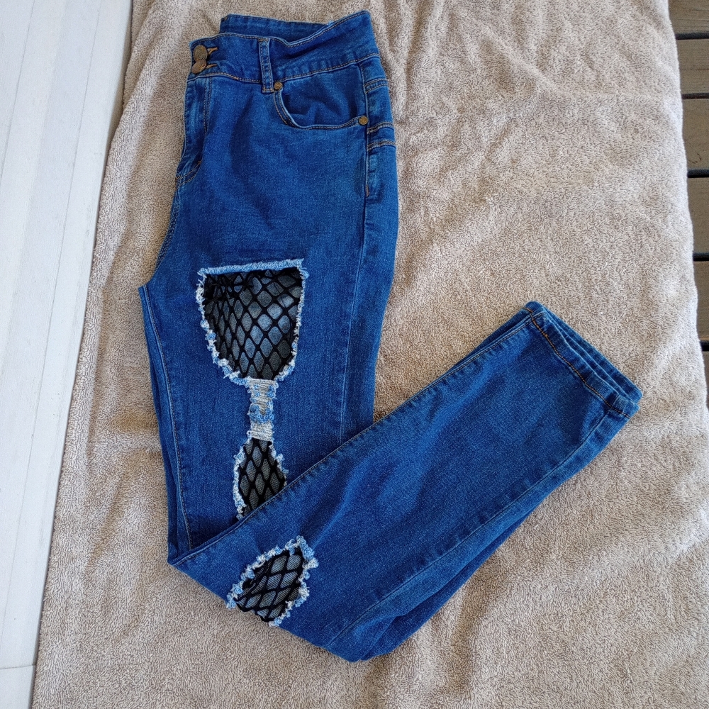 Y & F Ying Feng Jeans Womens Sz 13/14 destroyed netted jeans Womens